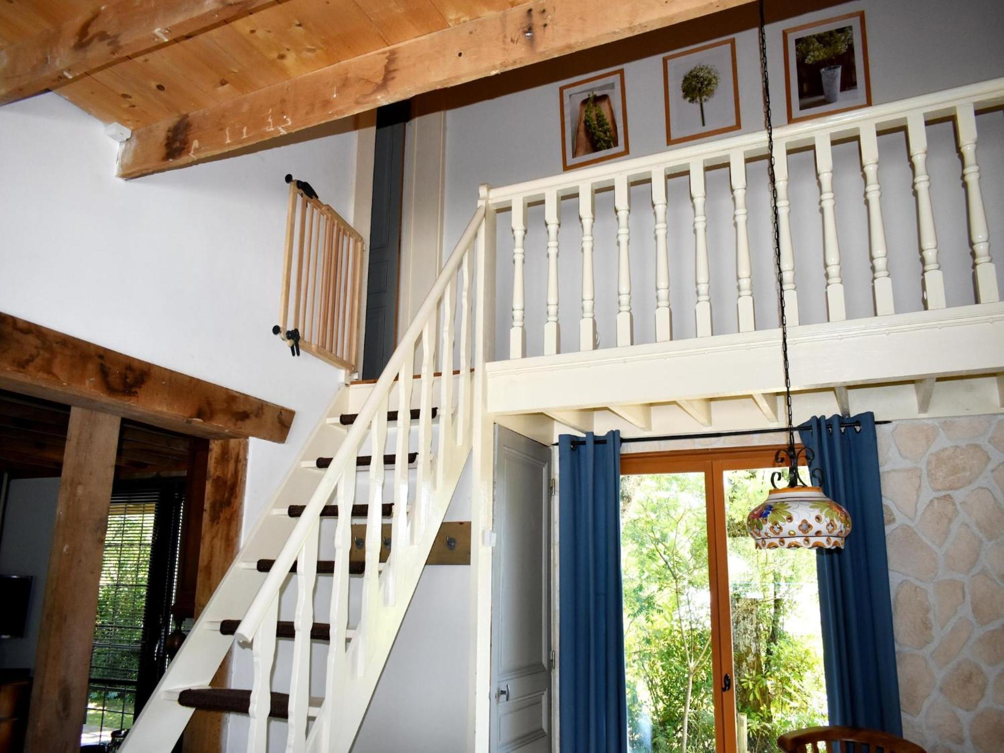 Modern Holiday Home Near The Forest Saint-Honoré Exteriér fotografie